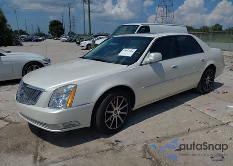 2011 Cadillac Dts Platinum Collection z USA, uszkodzony, nr VIN 1G6KP5ES6BU147532
